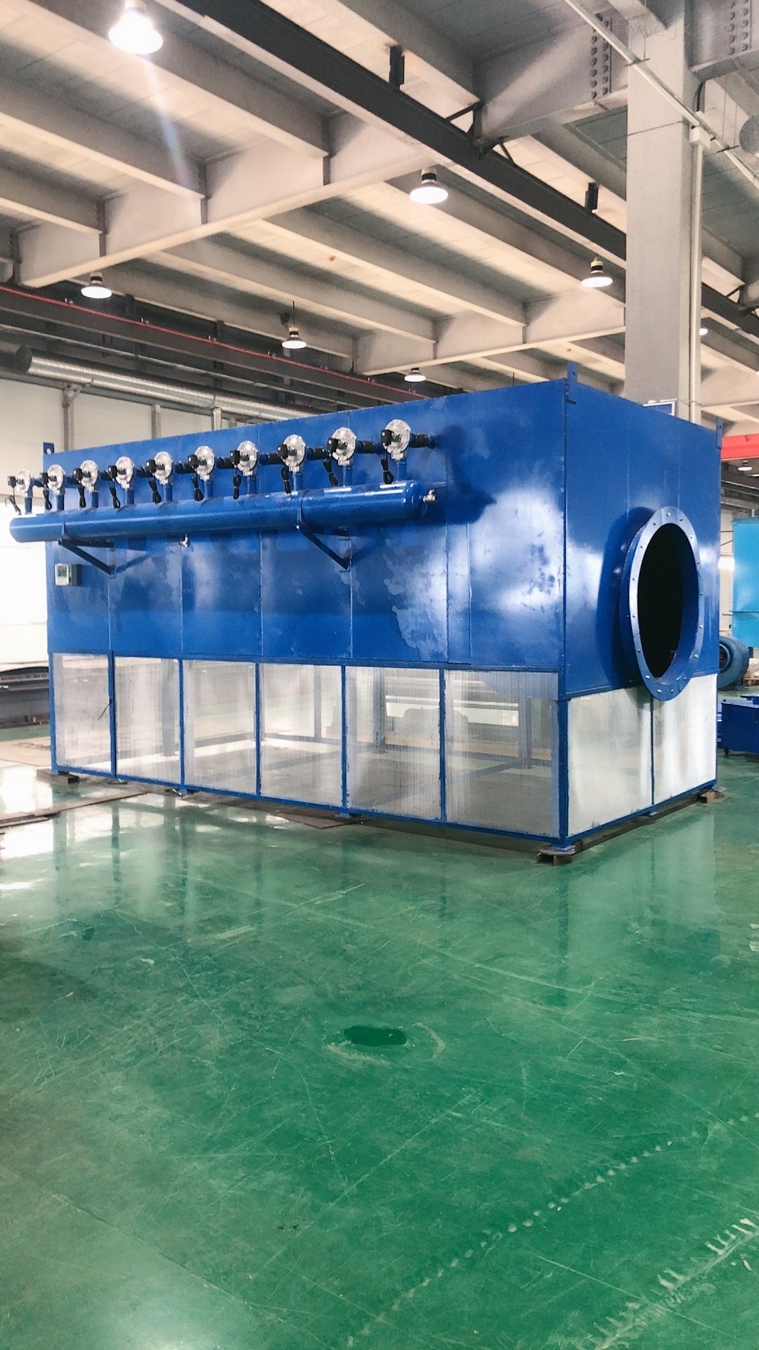 自洁式空气过滤器